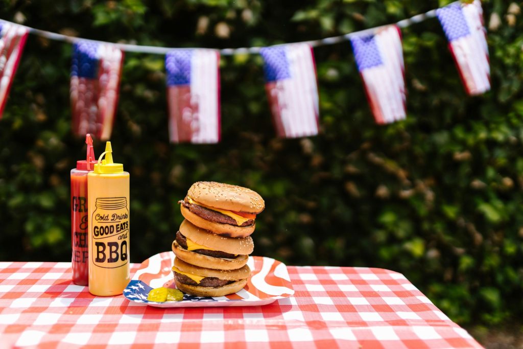 Den glemte saus fra bestemorens tid – som nå er på alles grillbord
